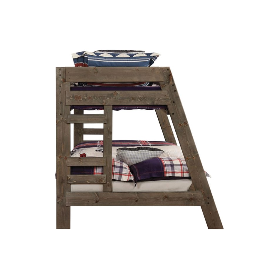 bunk beds   