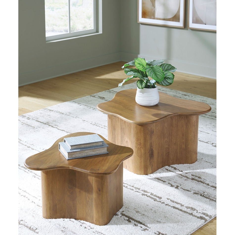 occasional table sets a  