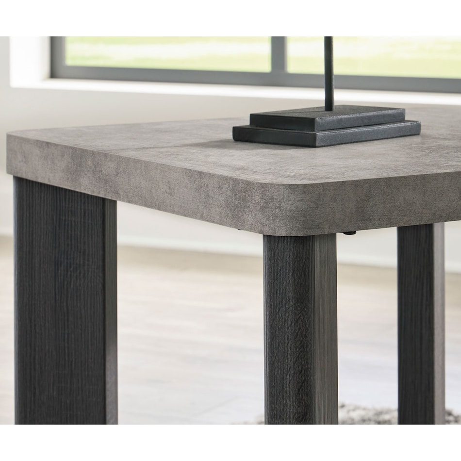 occasional table sets t   