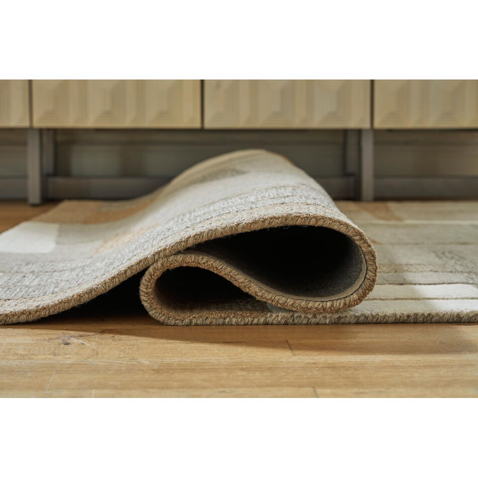 rugs r  