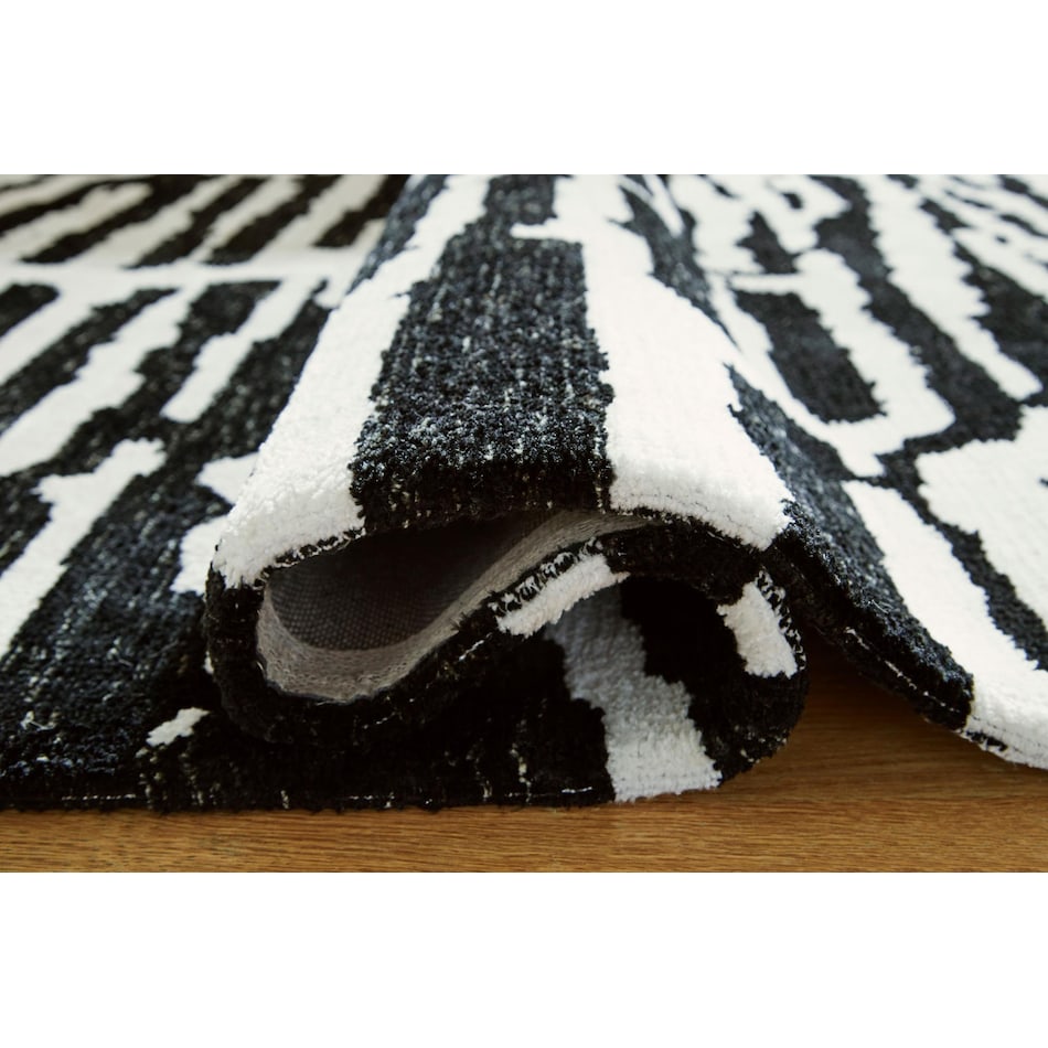 rugs r  